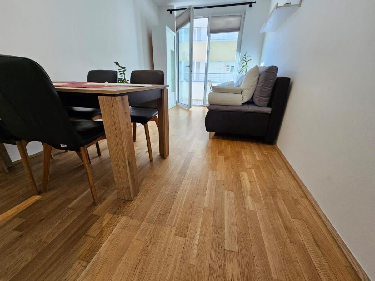 Stylish Apartment In Innsbruck + 1 Parking Spot Екстер'єр фото