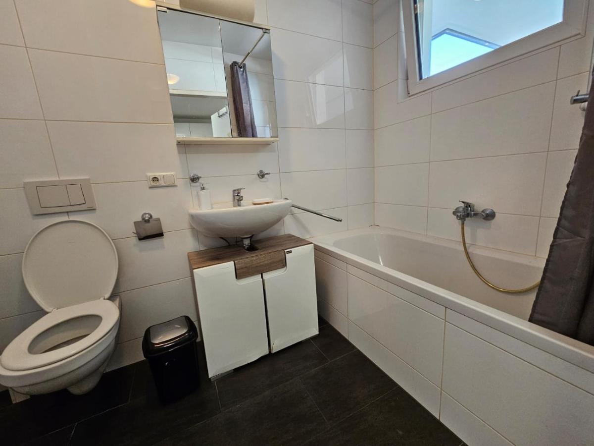 Stylish Apartment In Innsbruck + 1 Parking Spot Екстер'єр фото
